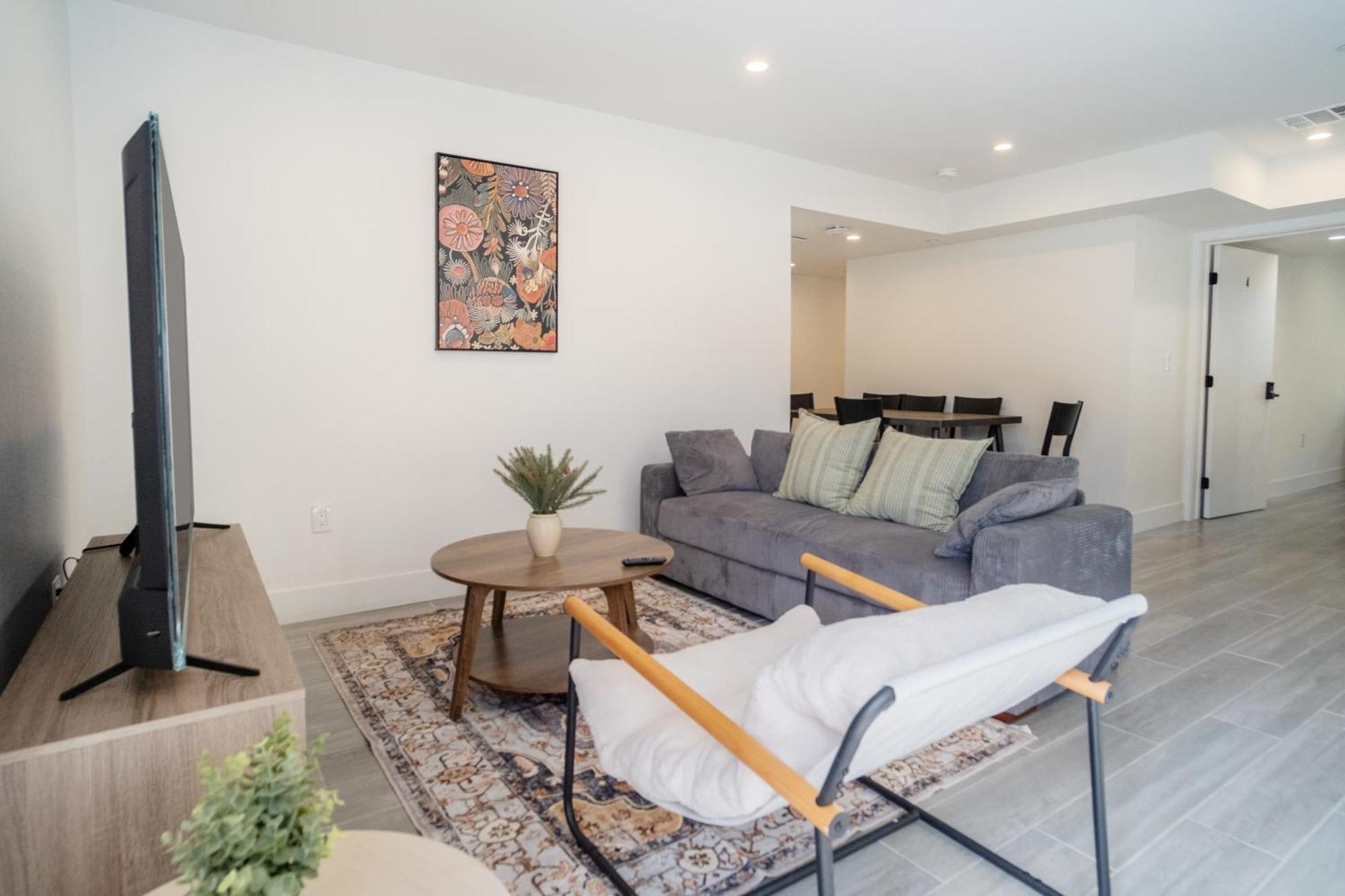 Maison d'hôtes Cozy La Retreat Near Usc Steps To Koreatown & Downtown